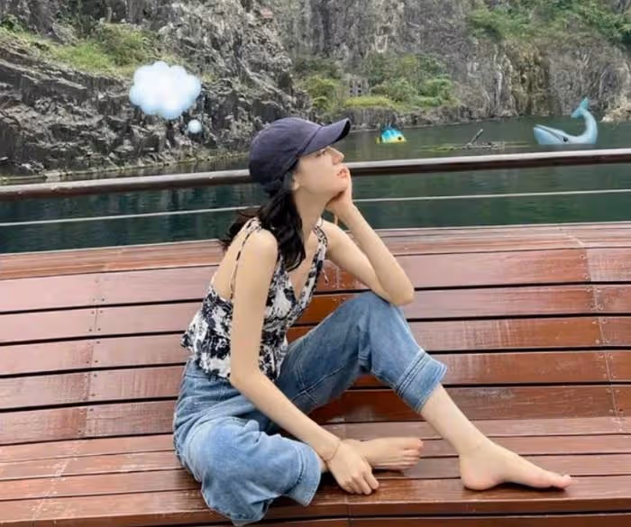 黃景瑜拍照避嫌太好笑,因為熱巴不敢比8,網友直言越避嫌越真
