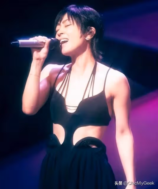 41歲平成歌姬宇多田光復出，兩度離婚後自認是非二元性別者！