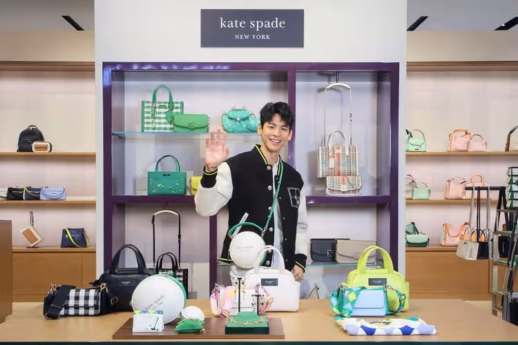 林柏宏公開情人節送禮對象　想背kate spade青蛙包去遛狗