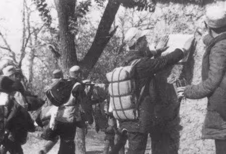 抗日戰爭時,他是投降日寇的八路軍最高將領,後被槍斃