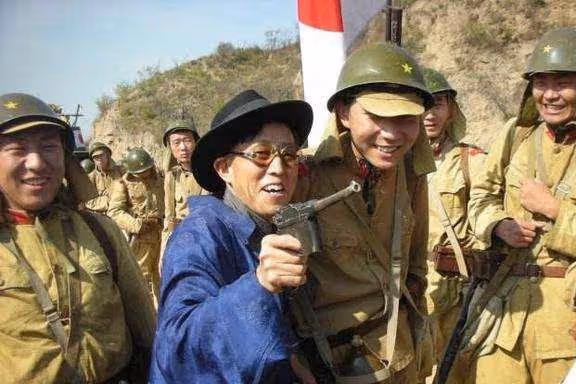抗日戰爭時,他是投降日寇的八路軍最高將領,後被槍斃