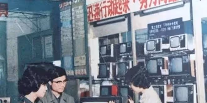 1983年公安當眾抓走一位老人,群眾事後得知,此人竟是軍統特務