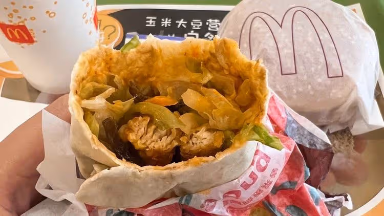 中國嚐鮮客「吃麥當勞新品吃進醫院」　釣出一票人都嘔吐腹瀉