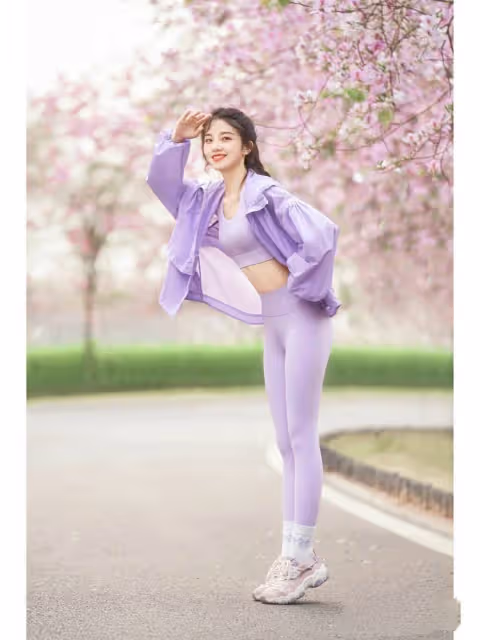 秋日健身穿搭,一眼心動的絕絕紫