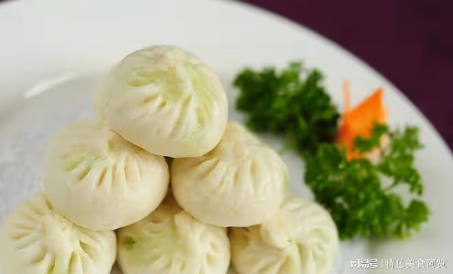 嘗試一下青菜香菇包子，給味蕾帶來的全新享受！