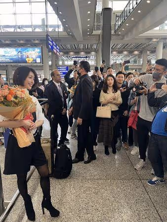 酒井法子53歲還有超狂嫩臉　昔染毒毀形象「擋泥板女神」近況曝光