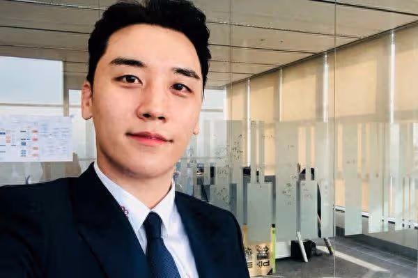 勝利趴趴造「來台北逛ZARA」 捕獲照曝光網笑:沒人想幫他結帳