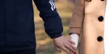 重慶:男子租車去相親,初次見面就想牽手,女子拒絕:別想碰我