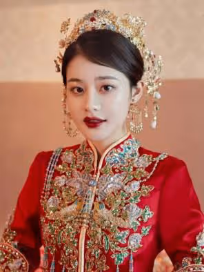 貴州:男子倒插門,新娘背著他上婚車,網友:新娘美得冒泡,值了