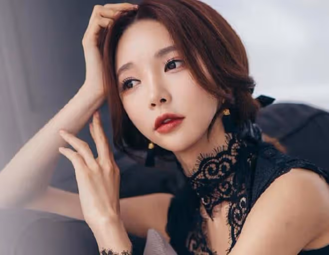 女兒給我養老三年後，我看到女兒的存摺，當晚連夜坐車離開