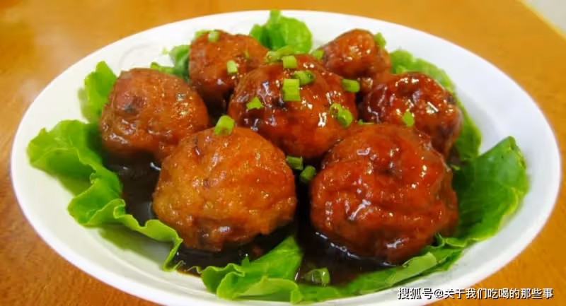 買五花肉,分清「上五花」和「下五花」,價格不一樣,差別也不小