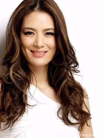 被稱為「中國第一美女」,身價億位卻獨愛種田,現在49歲隱居