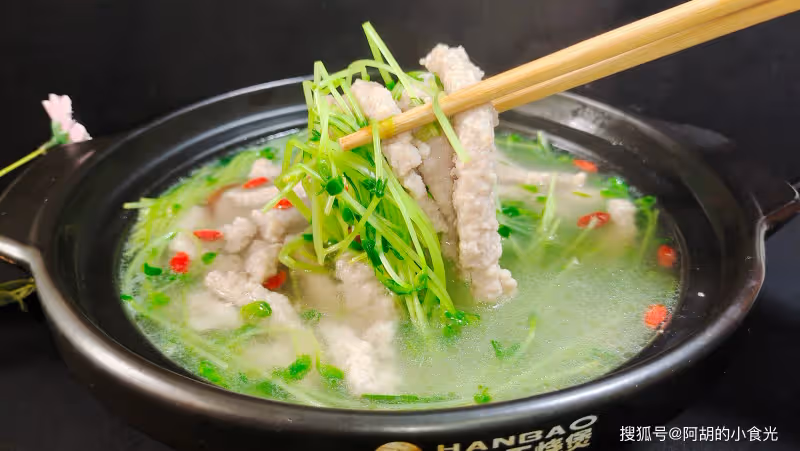 春天敞開吃,一口鮮脆勝仙丹!特色做法一碗湯,鮮爽營養不膩,再來一碗也不夠