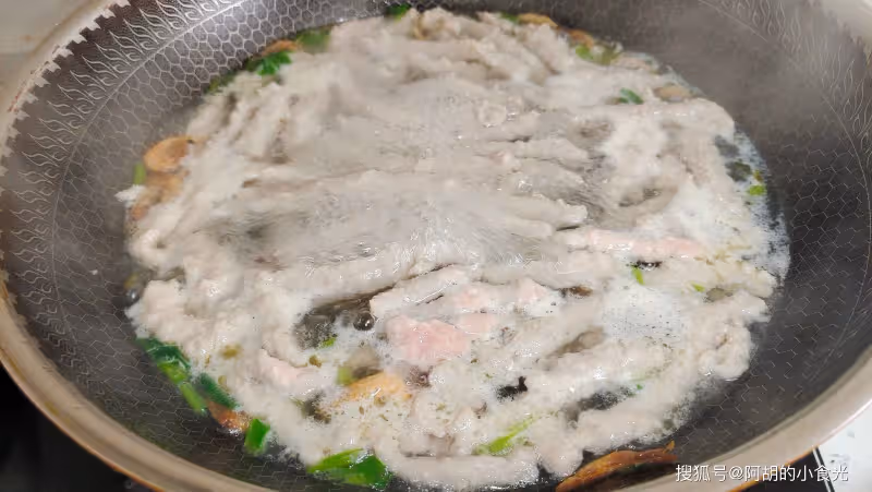 春天敞開吃,一口鮮脆勝仙丹!特色做法一碗湯,鮮爽營養不膩,再來一碗也不夠