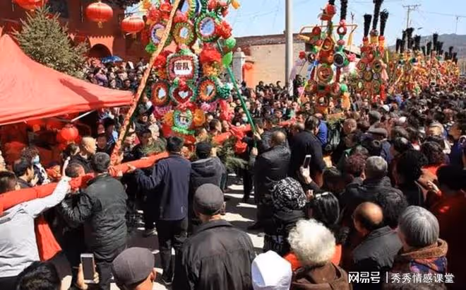 兒子結婚我擺30桌，只來三桌，親家大怒：這婚不結了