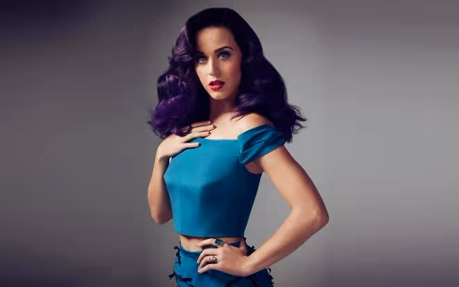 「水果姐」Katy Perry小腹微凸,懷孕傳聞再起風波!