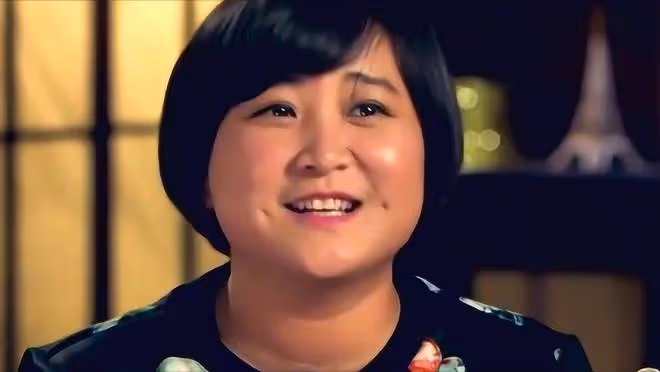 賈玲成為中國影史第4個票房百億女演員,從相聲女神轉型影壇霸主
