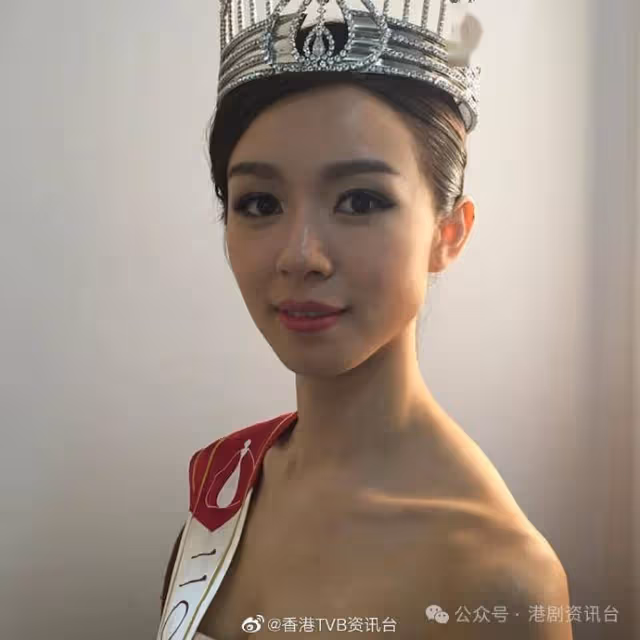 恭喜恭喜!TVB港姐冠軍與未婚夫一起派喜餅