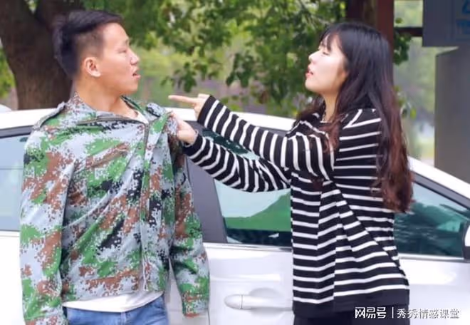 拒絕辭職照顧婆婆,公公給我一耳光,我把他兒子變成了前夫
