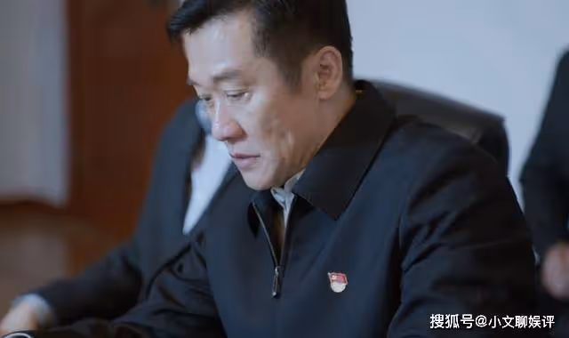《江河日上》副市長有多難?鄭寒江上位第一天,連說話資格都沒有
