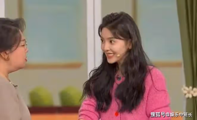 從模特到演員，章若楠如何實現完美逆襲，登上春晚舞台的？