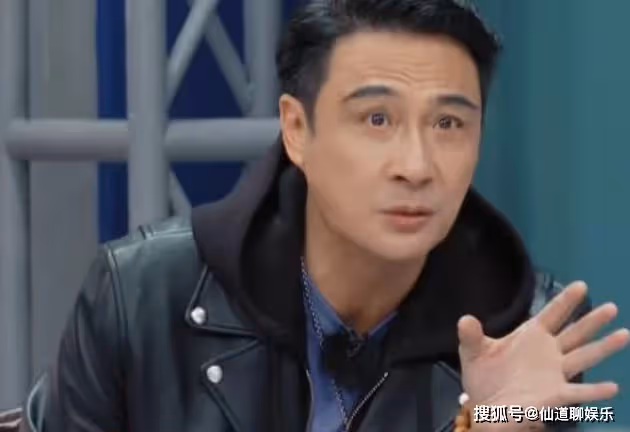 《無限超越班》向佐用力過猛,他發視頻道歉並承諾改進,網友會原諒他嗎?