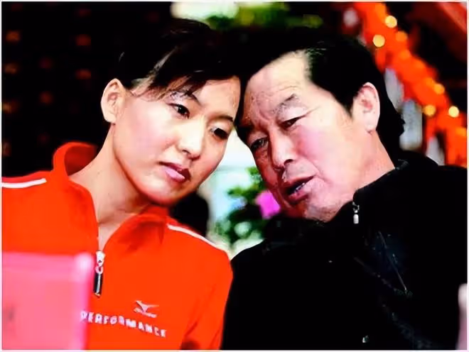 「東方神鹿」王軍霞:退役移居美國,3個孩子3個爹,現成人生贏家