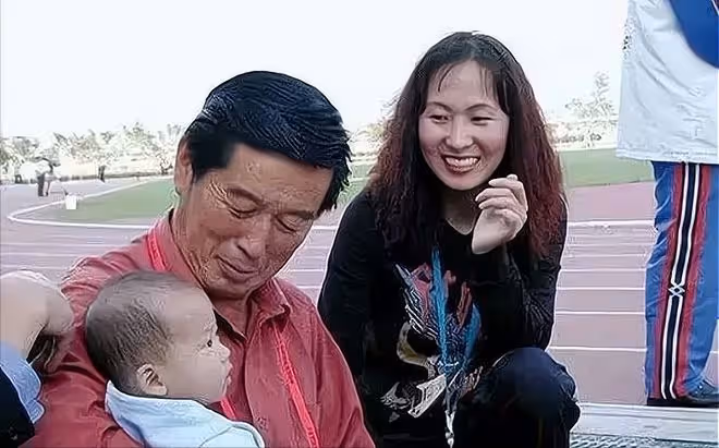 「東方神鹿」王軍霞:退役移居美國,3個孩子3個爹,現成人生贏家