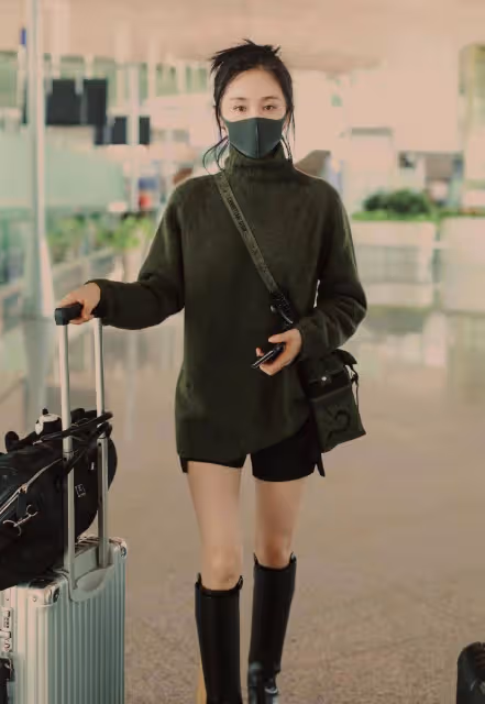 王子文簡直小個子「穿搭範本」,時髦又不費力,照著學就對了!