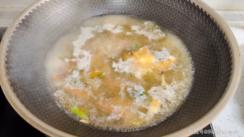 雞蛋和它一塊煮，口口鮮嫩賽吃肉！經常燒一盤，高鉀高營養，鮮嫩下飯湯都不剩