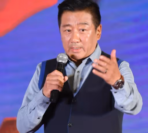 姜妍左小青調侃丁勇岱:女神節給我們發多大紅包?丁勇岱回答顯情商