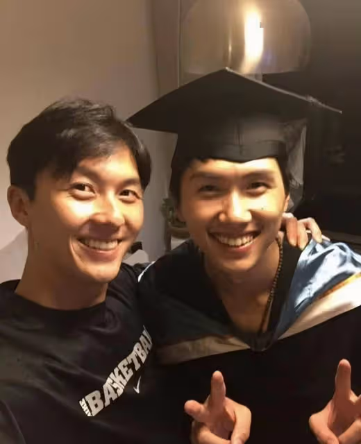 TVB視帝王浩信胞弟曬近況!從娛樂圈轉投保險界,發福明顯仍帥氣