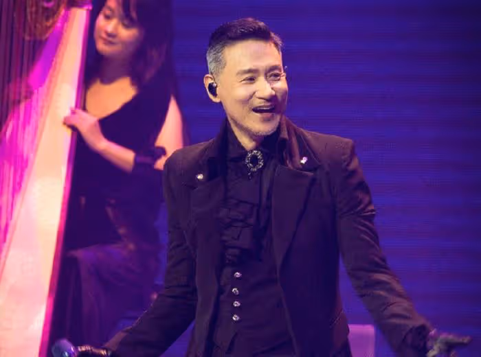 張學友被曝因病進ICU,三場演唱會全取消,62歲開演唱會堅持唱跳