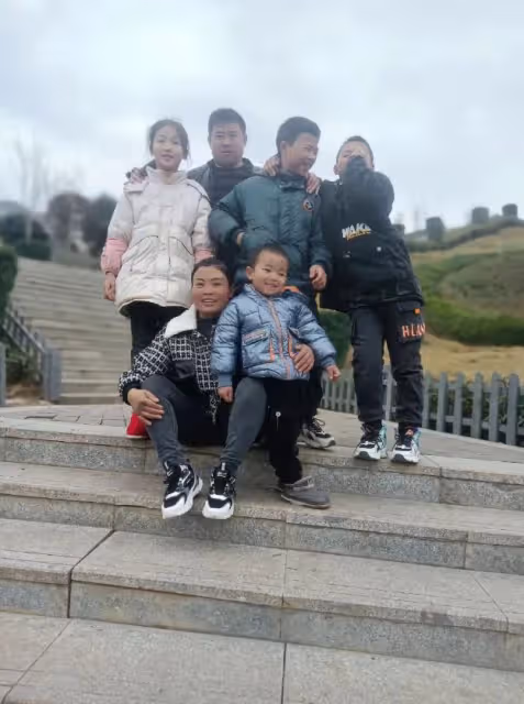 痛心!劉四妹跳河輕生,兒子沉迷遊戲,被丈夫罵管教無方!