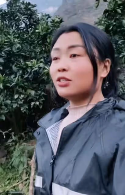 痛心!劉四妹跳河輕生,兒子沉迷遊戲,被丈夫罵管教無方!