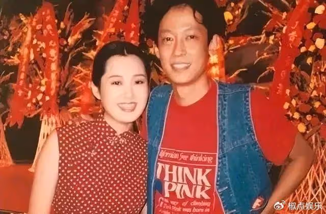 54歲許晴不婚不育，終於承認：如果他沒有死，我早已是孩子媽了