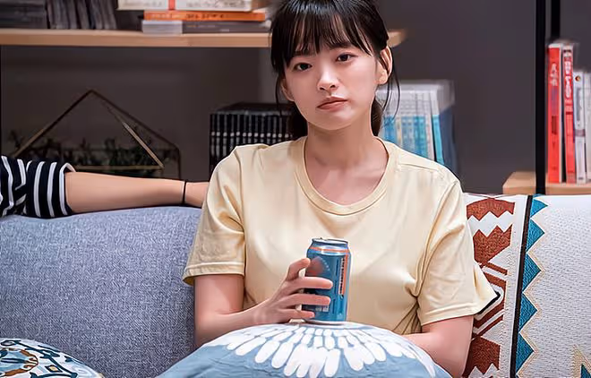 鳳凰男主動提離婚:你容不下親情,我也容不下你,請離開我的房子