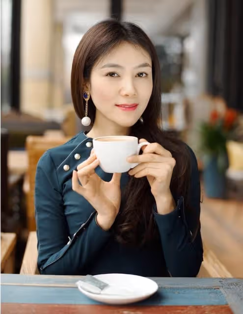 老公前妻寄來一箱桃子!我很不開心「順手丟給清潔工」,結果對方一打開「嚇到趕緊退還」