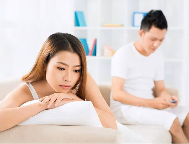 老公前妻寄來一箱桃子!我很不開心「順手丟給清潔工」,結果對方一打開「嚇到趕緊退還」