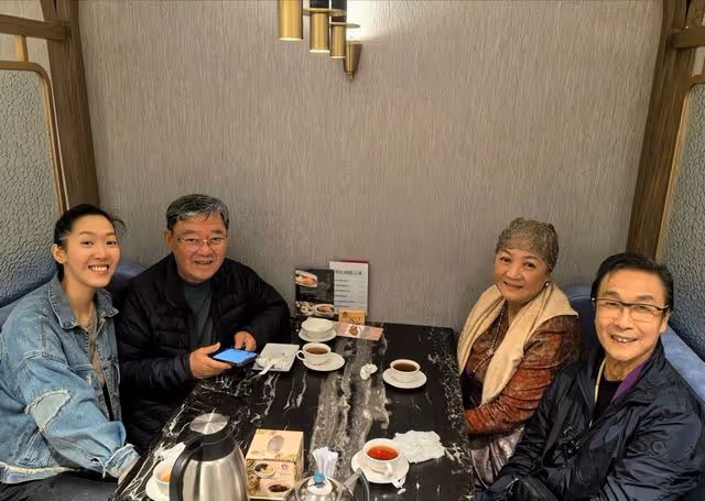 74歲劉松仁瘦脫相,口齒不清疑中風,堅持丁克晚年淒涼!