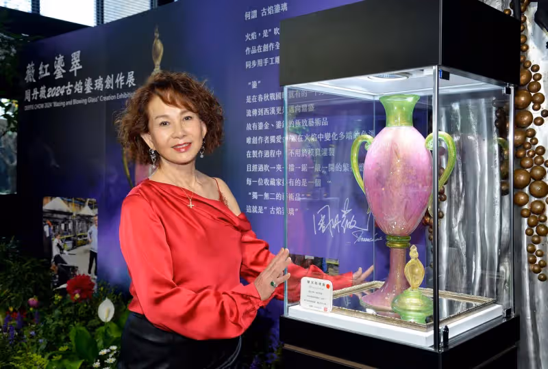 周丹薇「薇紅鎏翠」一吹入魂   跳1500度火坑終不悔