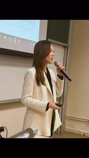29歲TVB女星宣布港大碩士畢業！連拍戲、整頭髮、吃飯都在學習！