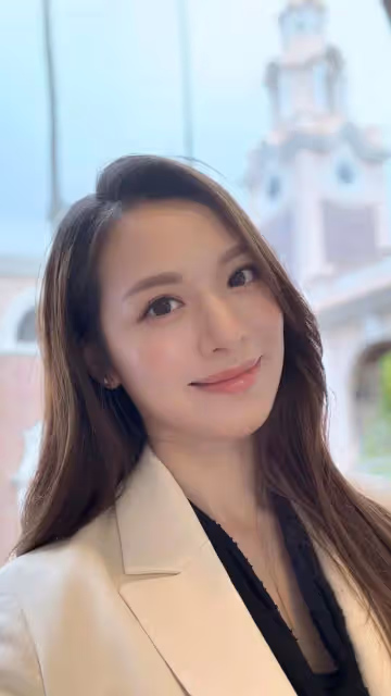29歲TVB女星宣布港大碩士畢業！連拍戲、整頭髮、吃飯都在學習！