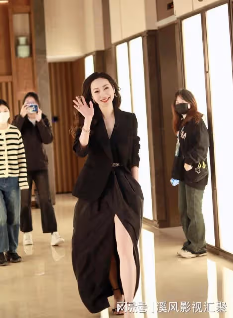 浪姐5名單曝光，戚薇韓雪爭奪C位，薩頂頂加盟，她是黑馬人氣王！