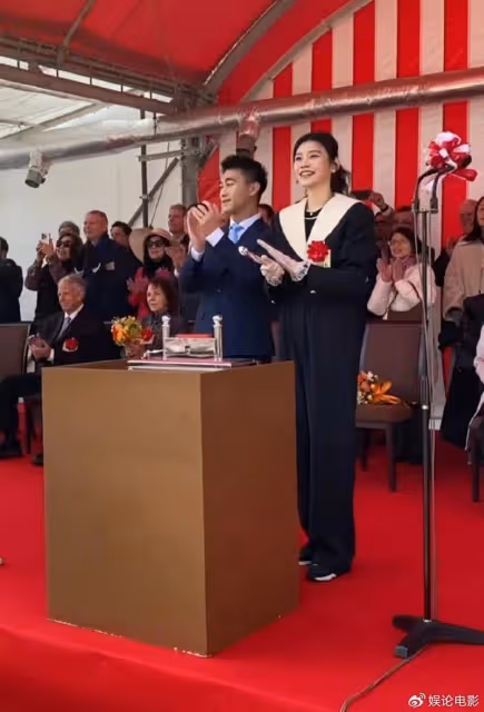奚夢瑤生日收到大禮,為婆家新船下水執瓶,可見萬般寵愛集一身