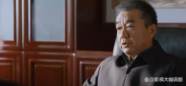 江河日上：錢起保護傘廖書記都不敢得罪，難怪離職也要保下鄭寒江
