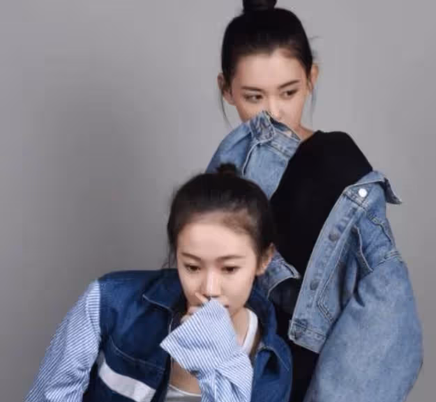 有一種公平遺傳叫蔣依依姐妹,上帝吻了妹妹的臉,卻給了姐姐好身材