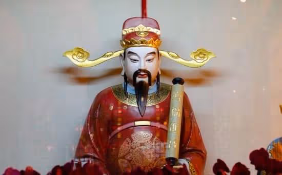 仙女座：財神爺近日聽到了你的呼喚，並特意為你準備了三份禮物！