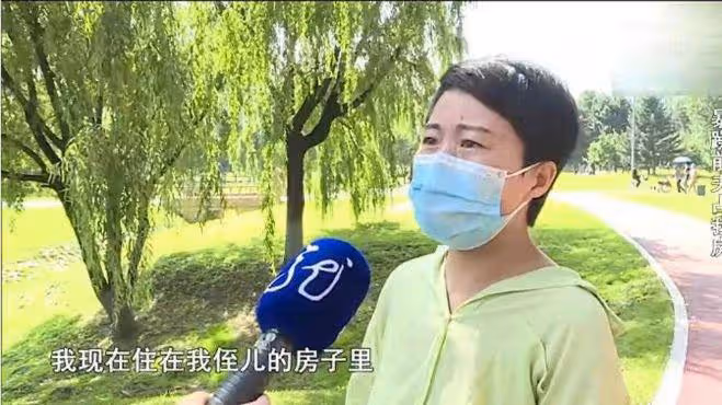 孩子上大學夫妻離婚，一場婚姻雙方委屈，丈夫稱：被她忽悠了20年