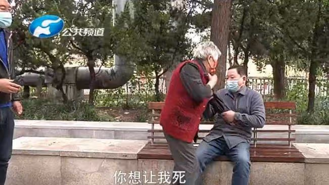 婆婆怒打50歲兒媳並趕出家門，兒媳幾次道歉不原諒，原因讓人嘆息